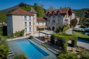 Romantisk hotel Château & Spa De La Commanderie - Eybens, Frankrig
