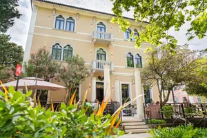 Strandhotel DeGrassi Boutique Garni Hotel Izola - Izola, Slovenien