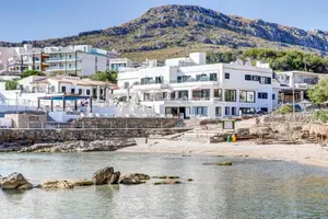 Strandhotel Hoposa Niu - Cala Sant Vicenç, Spanien
