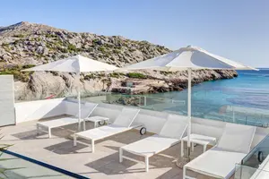 Strandhotel Hoposa Niu - Cala Sant Vicenç, Spanien