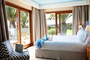 Strandhotel Gecko Hotel & Beach Club - Playa Migjorn, Spanien