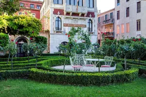 Romantisk hotel Ca' Nigra Lagoon Resort - Venedig, Italien