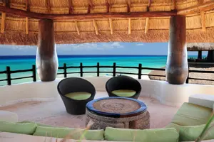 Strandhotel El Taj Oceanfront and Beachside Condo Hotel - Cancun, Mexico
