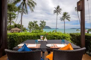 Strandhotel The Vijitt Resort Phuket - Rawai, Thailand