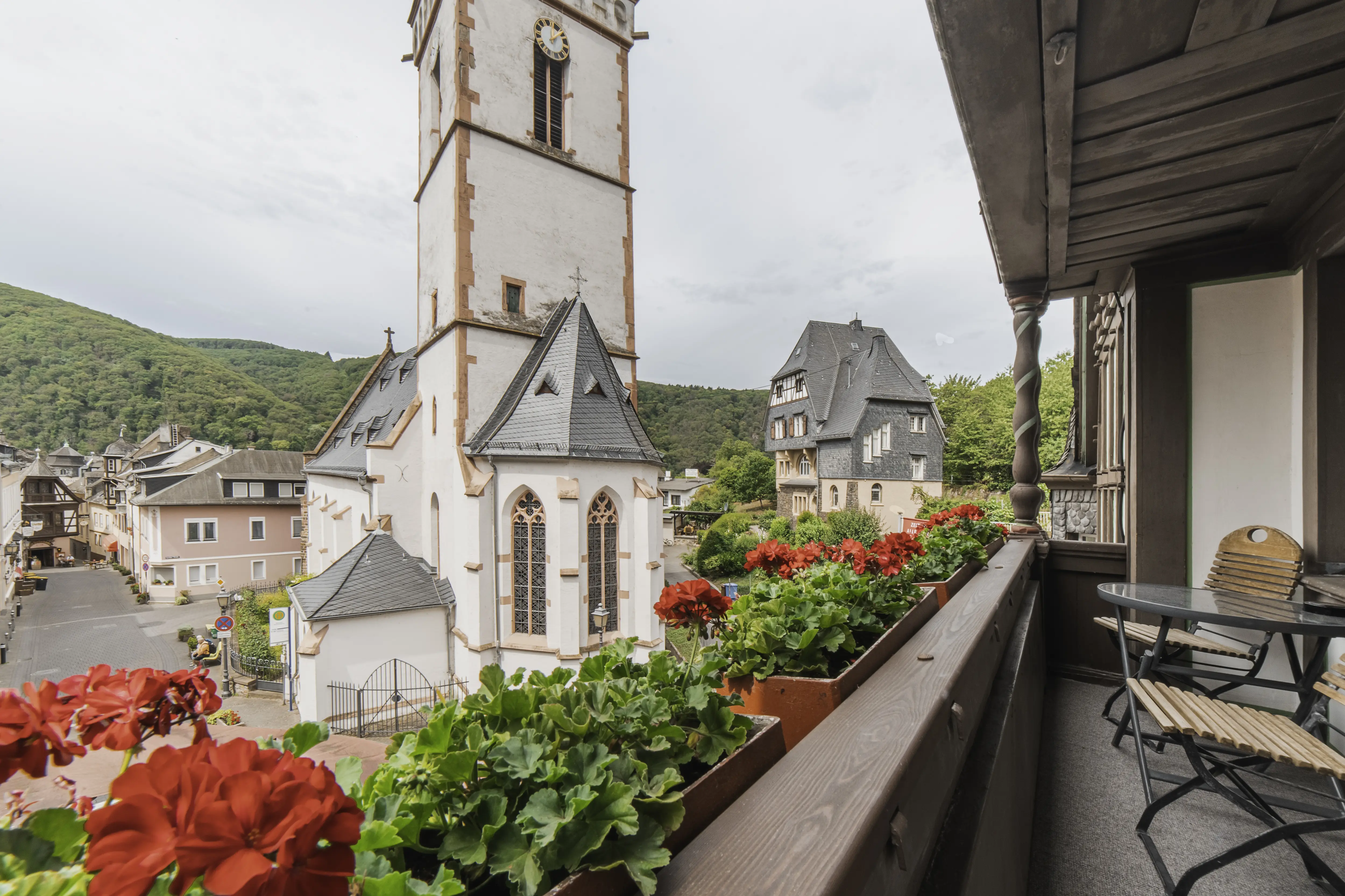 Die 20 schönsten Hotels am Rhein. Ausgewählt von Escapio.