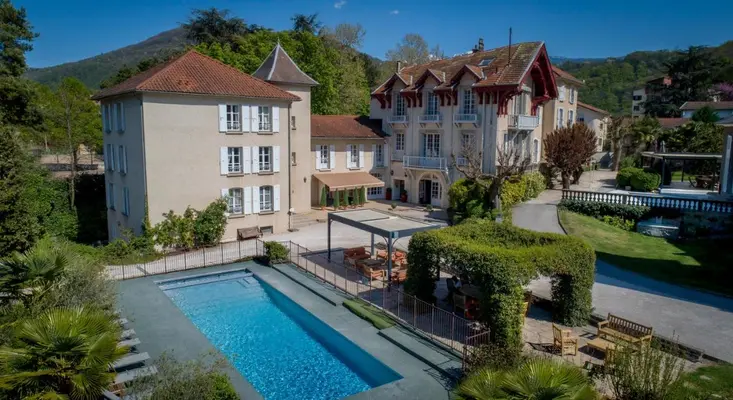 Romantisk hotel Château & Spa De La Commanderie - Eybens, Frankrig