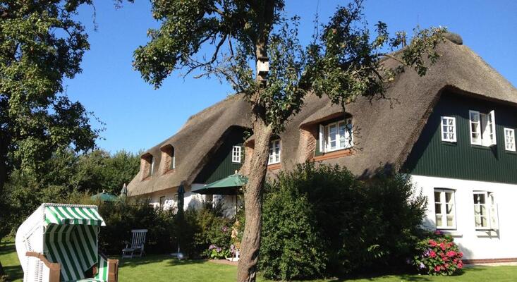 Hotel de playa Rackmers-Hof Hotel garni - Oevenum, Alemania