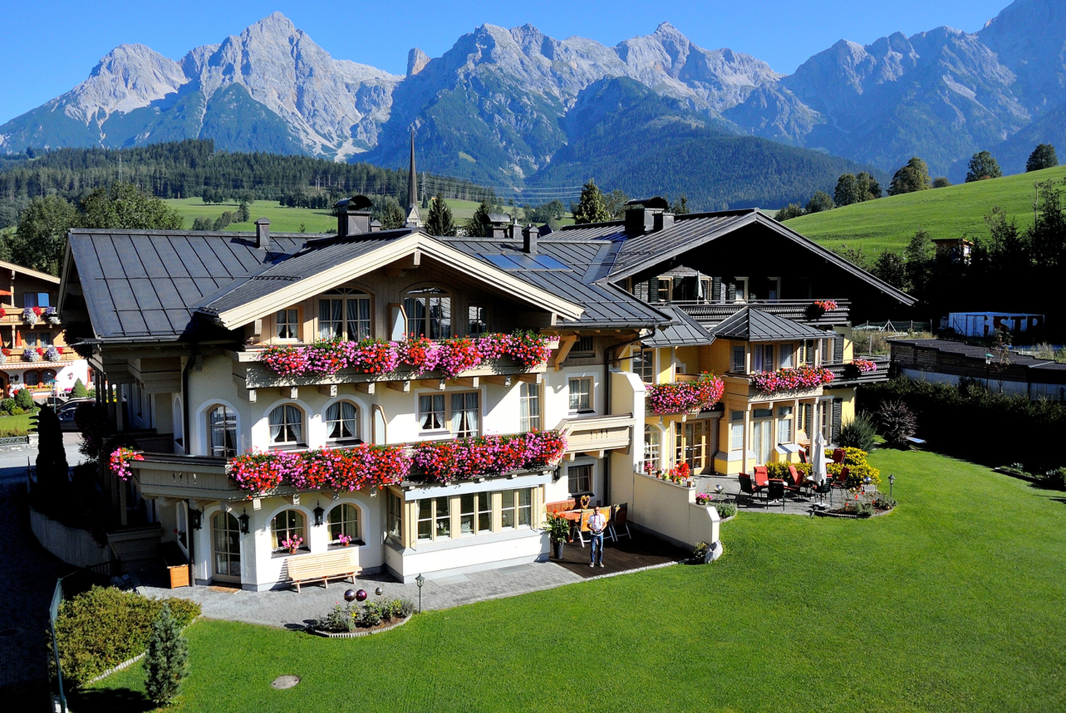 Hotel Appartements-Pension Renberg, Maria Alm, Austria | Escapio